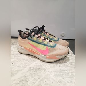Nike zoom fly 3 premium sz 9